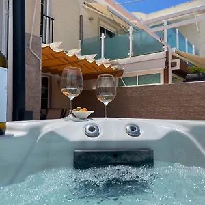 Сasa de vacaciones With Jacuzzi And Pool Access, Puerto Rico (Gran Canaria)